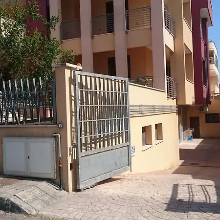 Sergio Cuna Apartment Gallipoli